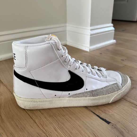 Nike Shoes - Nike High Top Blazer Mid ‘77 Vintage Men’s 8.5, Women’s 10